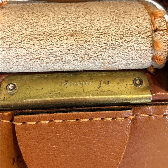 Vintage briefcase topgrain cowhide doctor’s bag Cooper Weeks made in Canada - Picture 12 of 17